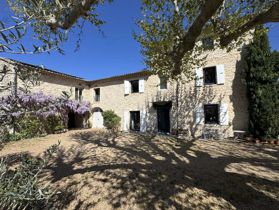 Maison à SAINT-MARCEL-LES-SAUZET