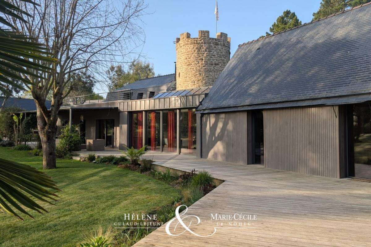 Golfe du morbihan — domaine historique d’exception avec vue et accès direct à l’eau - photo 2