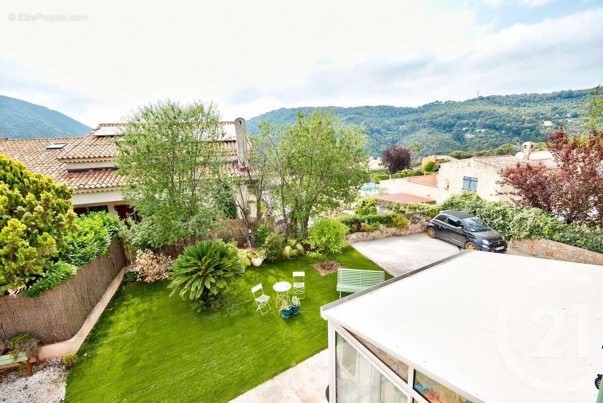 Maison 107 m² à La Turbie  - photo 2