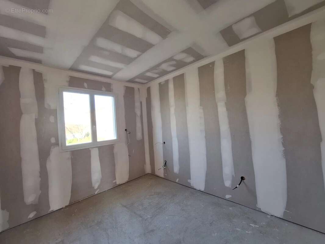Maison à AGRIS