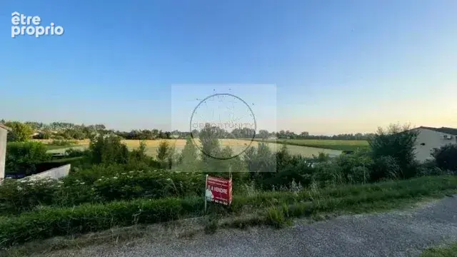 Photo Terrain à Lamothe-Capdeville au prix de 55 000€