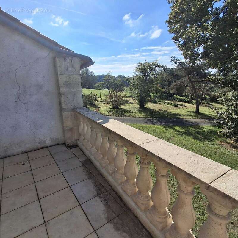 Maison à LA ROCHEFOUCAULD