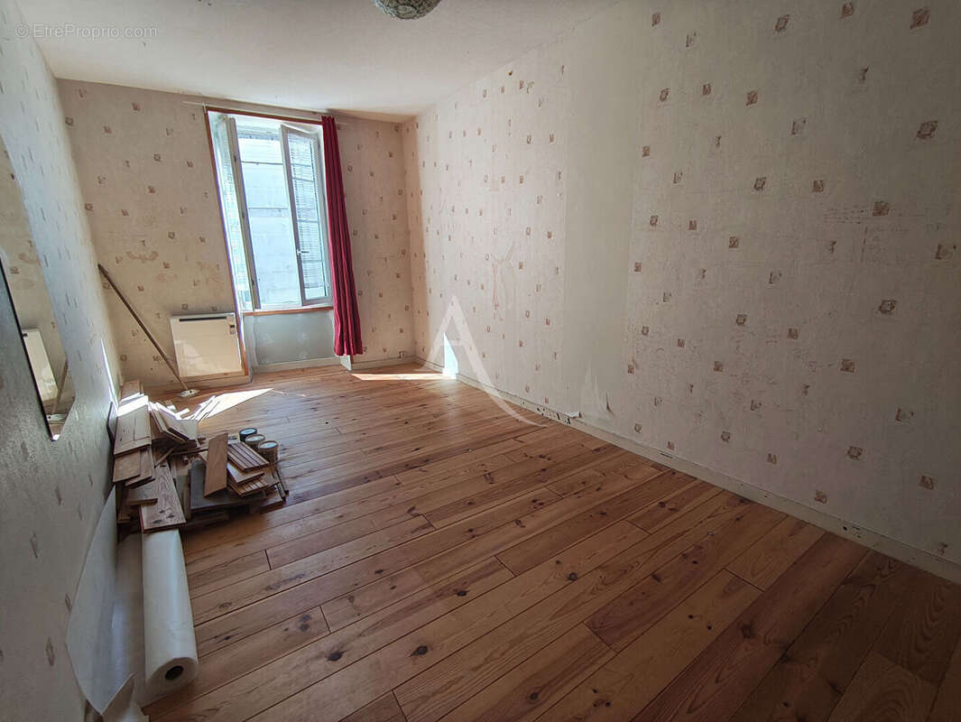 Maison coeur de ville avec potentiel - photo 8