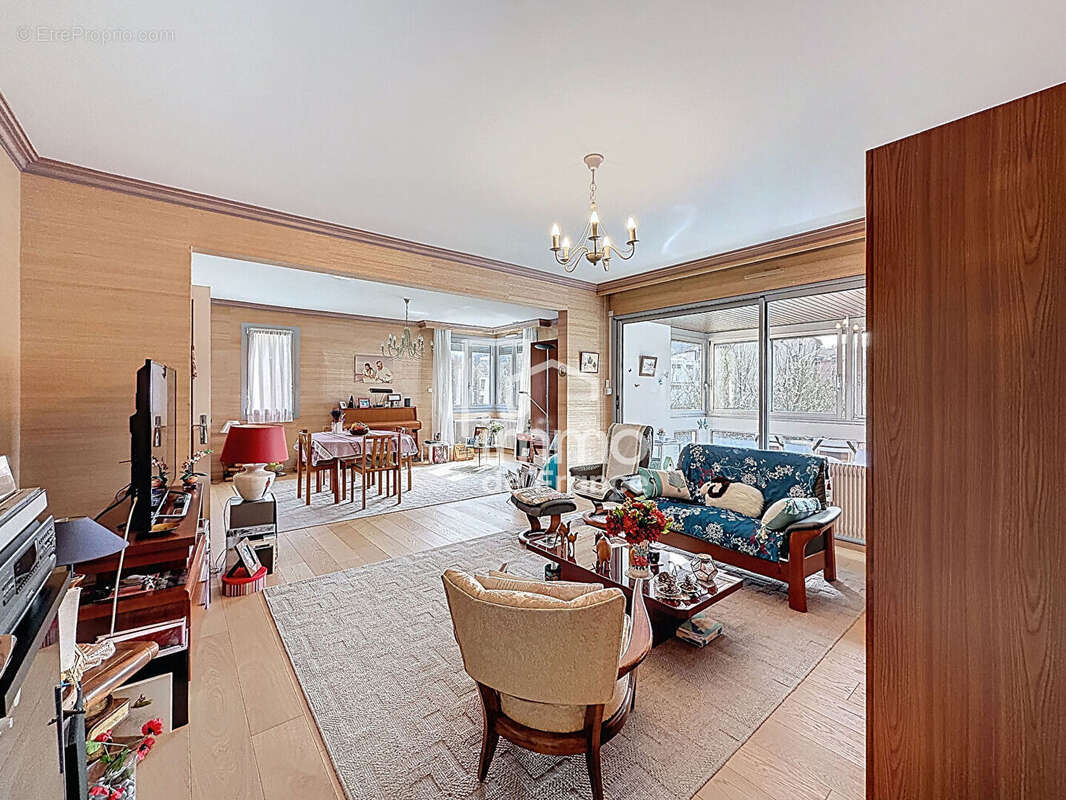 Appartement à OYONNAX