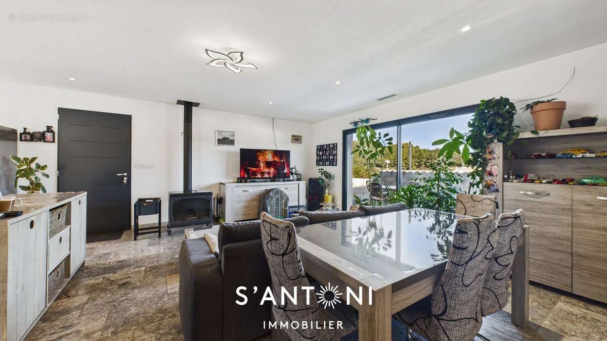 Maison à CESSENON-SUR-ORB