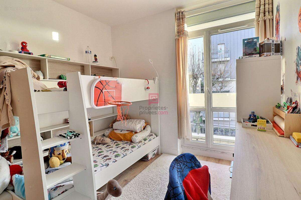 Appartement à SAINT-MICHEL-SUR-ORGE