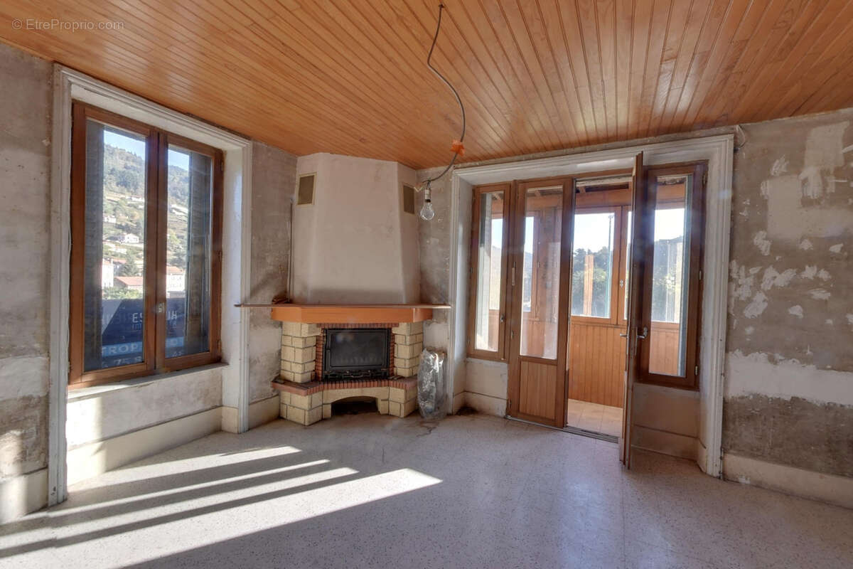 Appartement à LE CHEYLARD