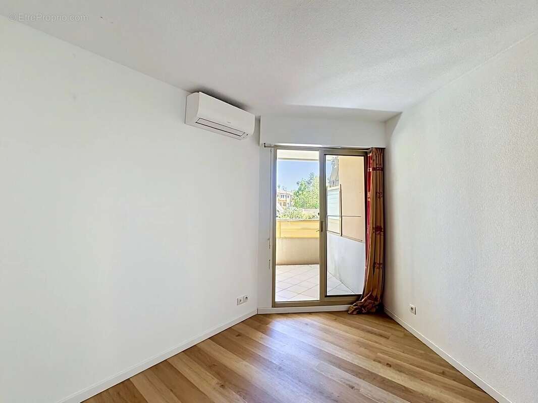 Appartement à CAGNES-SUR-MER
