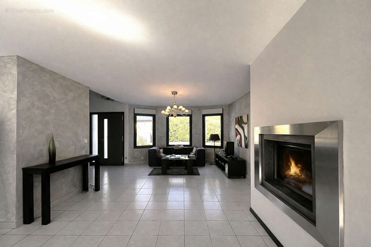 Maison à MORTEFONTAINE-EN-THELLE