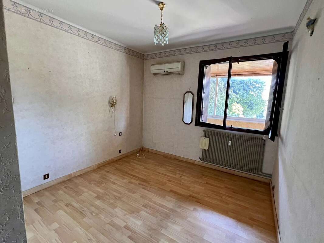P3 avec garage - 1er étage - LE MIREIO - photo 7