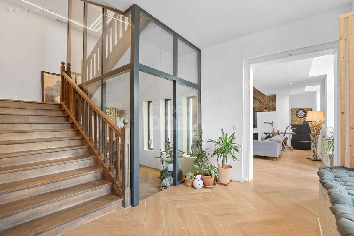 Maison à MONTESQUIEU-VOLVESTRE