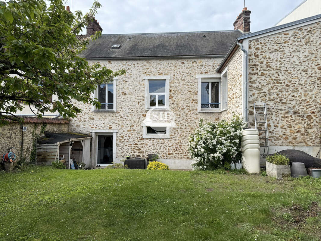 Maison à SAINT-VRAIN
