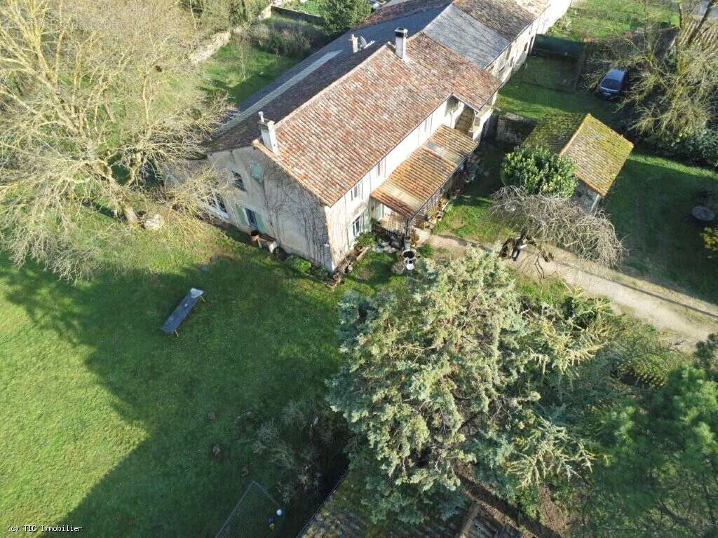 Maison à VILLEFAGNAN