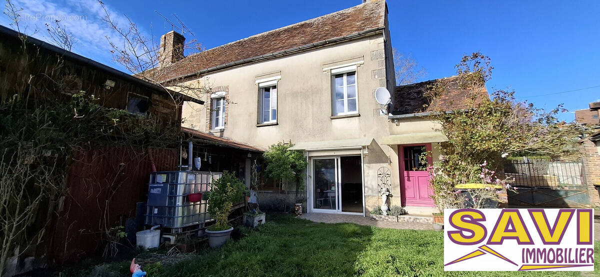 Maison à LA SELLE-SUR-LE-BIED