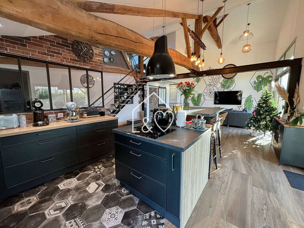 Maison à VENANSAULT