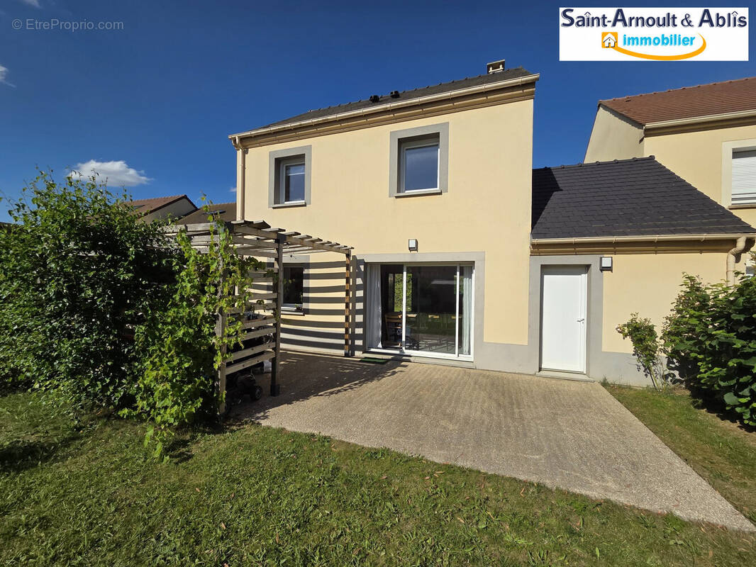 Maison à ABLIS