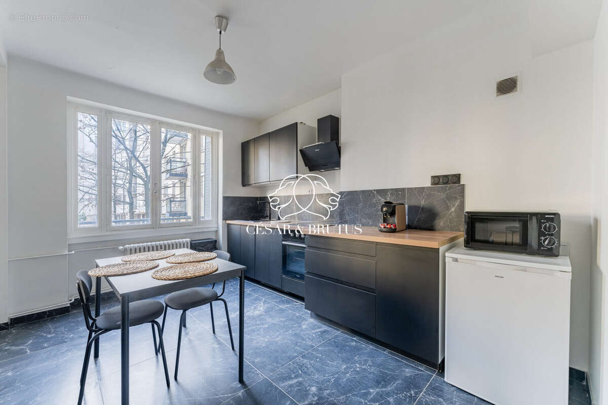 Appartement à LYON-6E