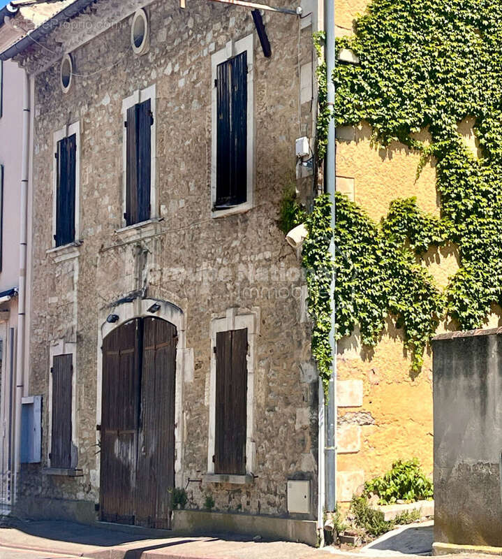 Ensemble immobilier 155 m2 - photo 5