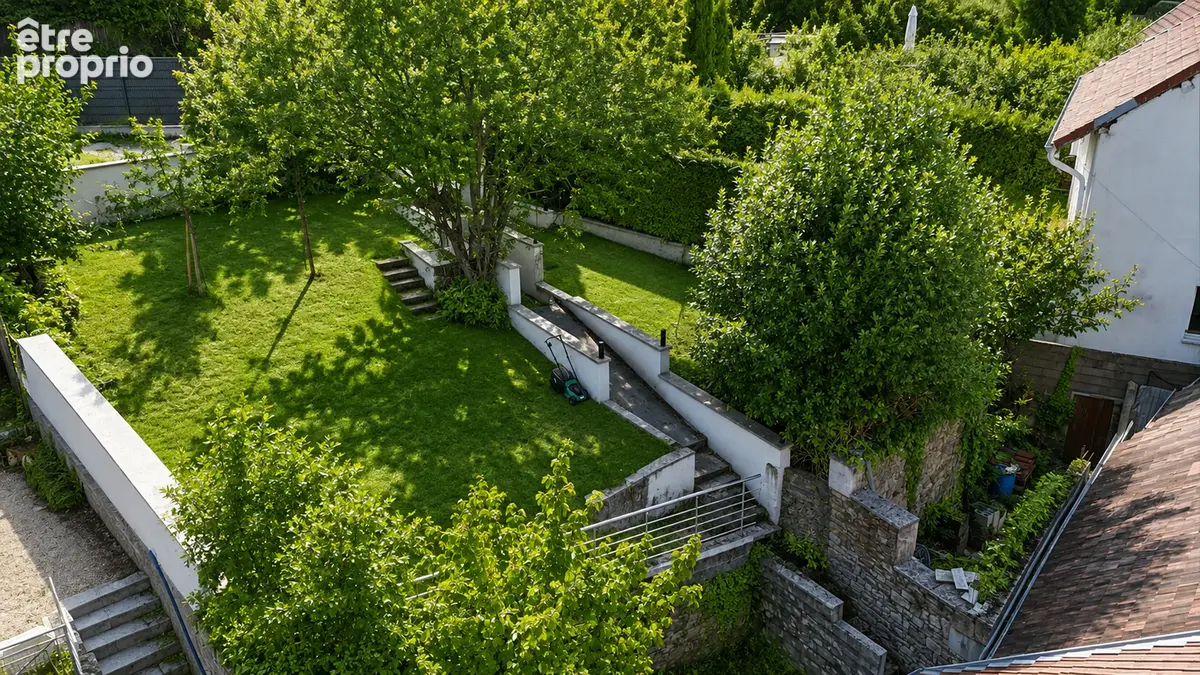 Appartement Duplex Dernier Étage avec Jardin Privatif de 300 m² - photo 4