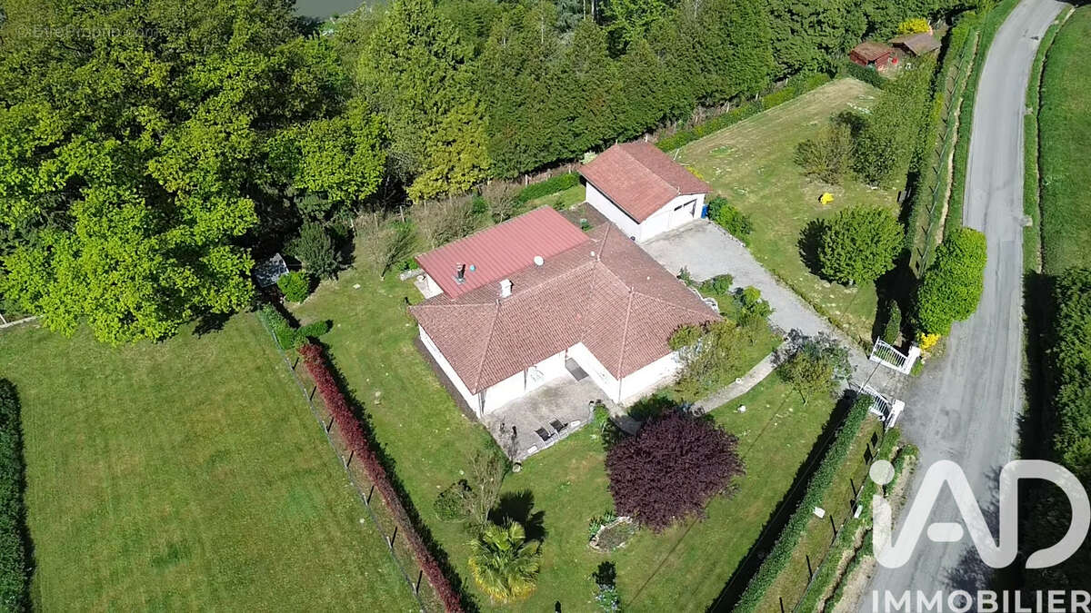 Photo 3 - Maison à BONNAC-LA-COTE