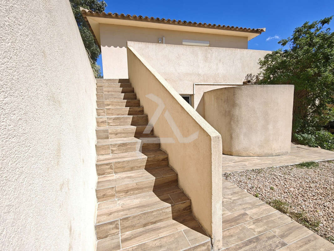 Maison à PORTO-VECCHIO