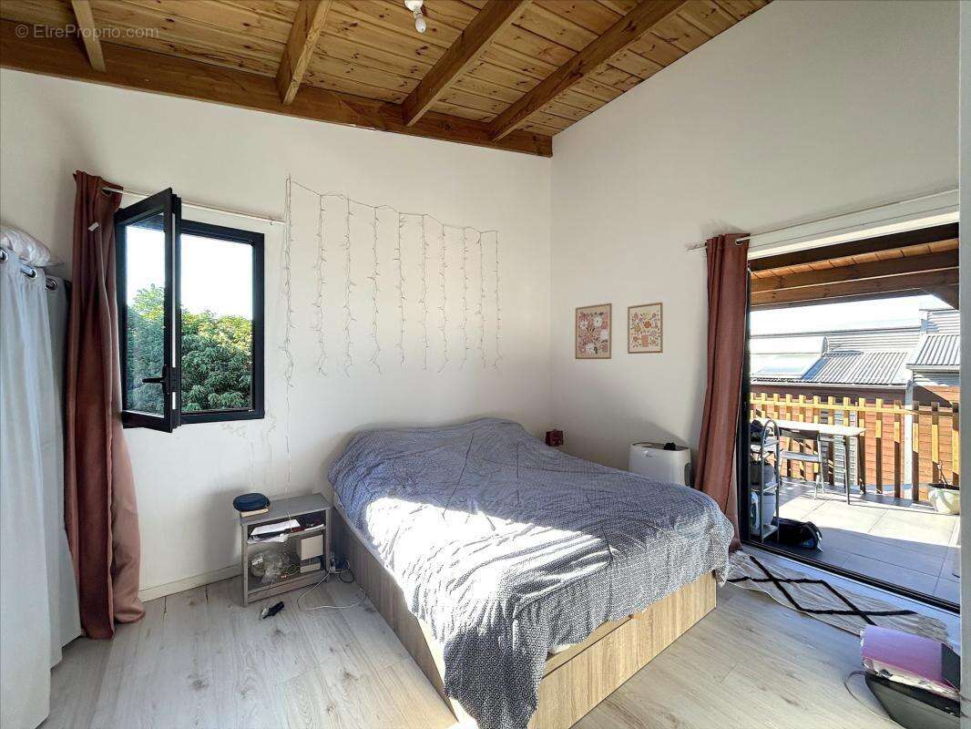 Appartement à LES AVIRONS