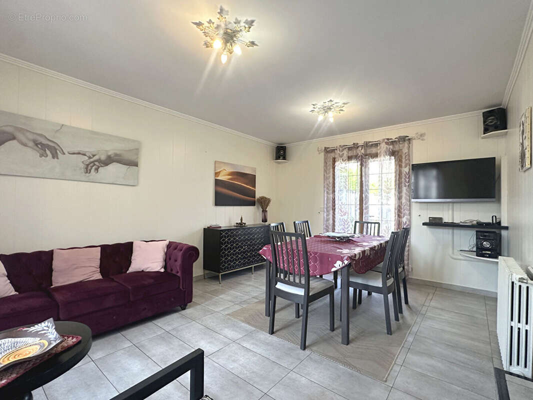 Maison à MITRY-MORY