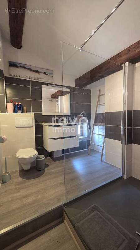ST PARGOIRE: Belle vigneronne 177 m² hab. en parfait état avec 2 terrasses et grand garage - photo 7