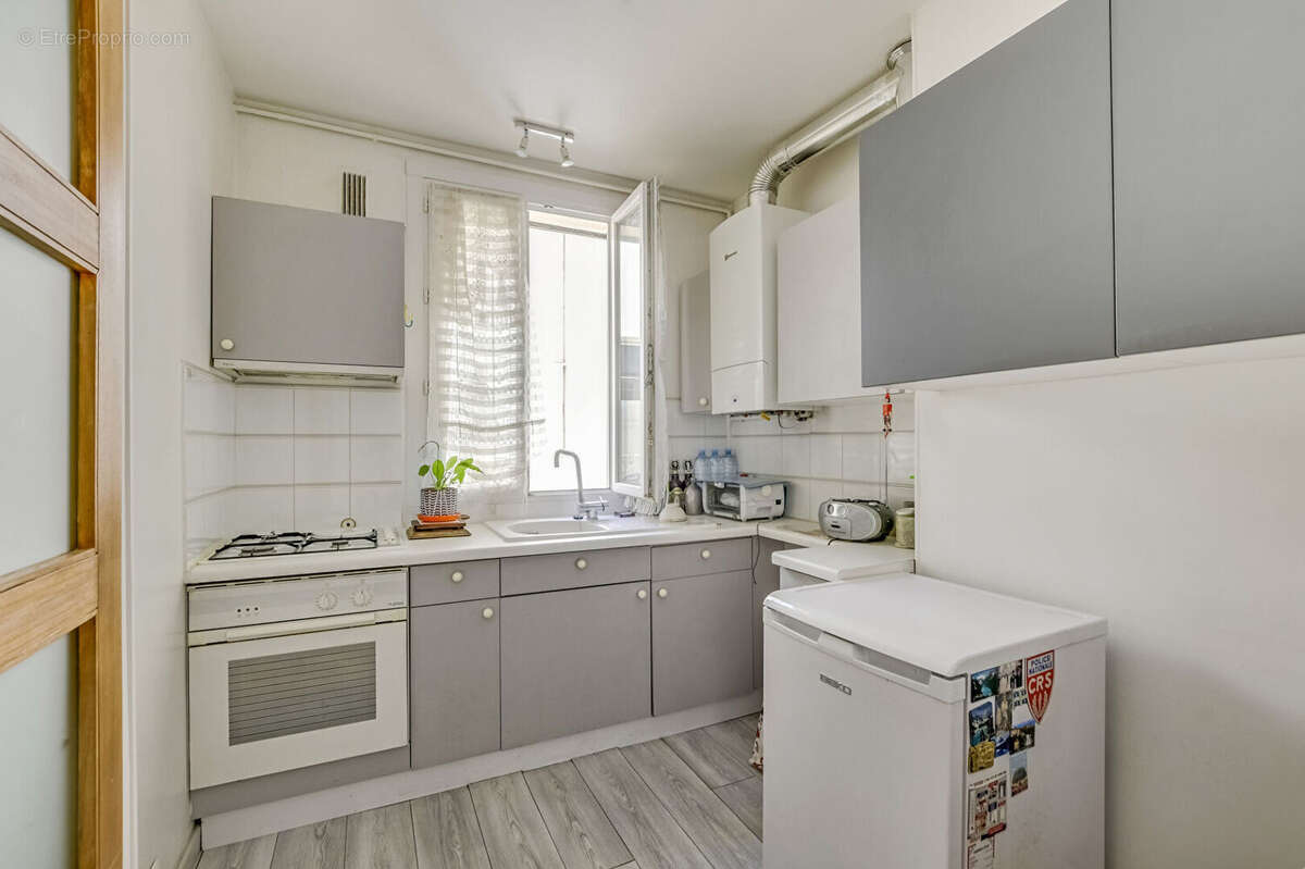 Appartement à PARIS-19E
