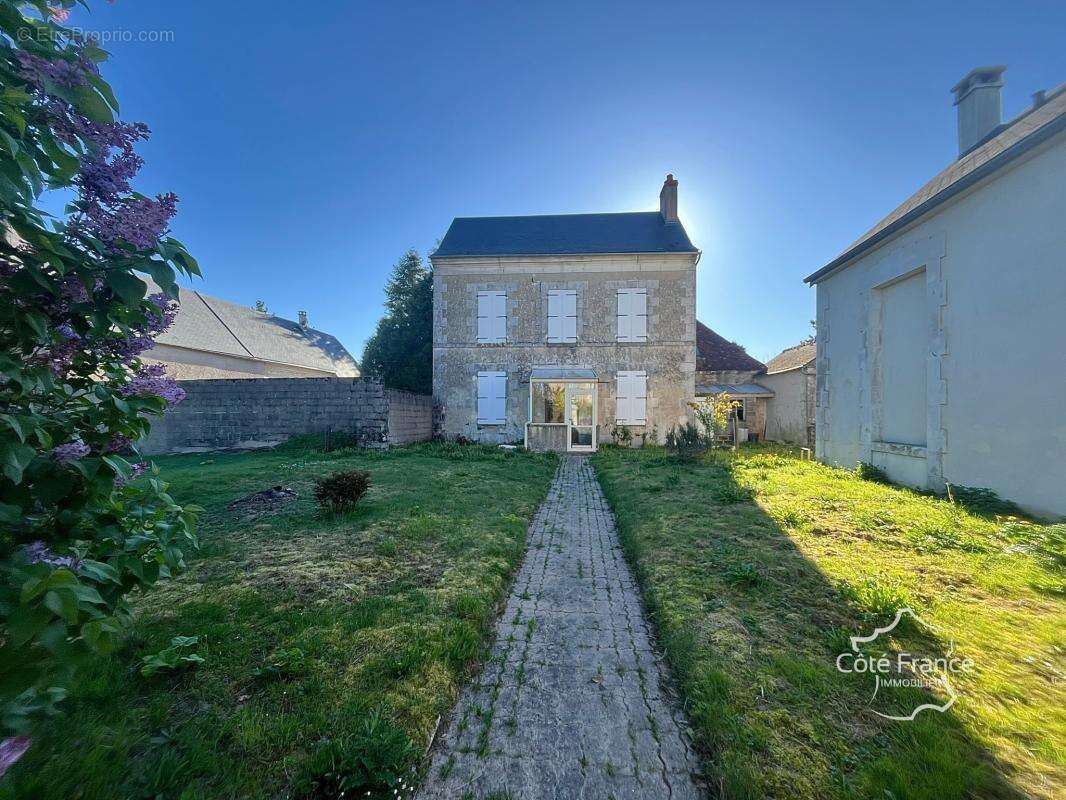 Maison à MOLESMES