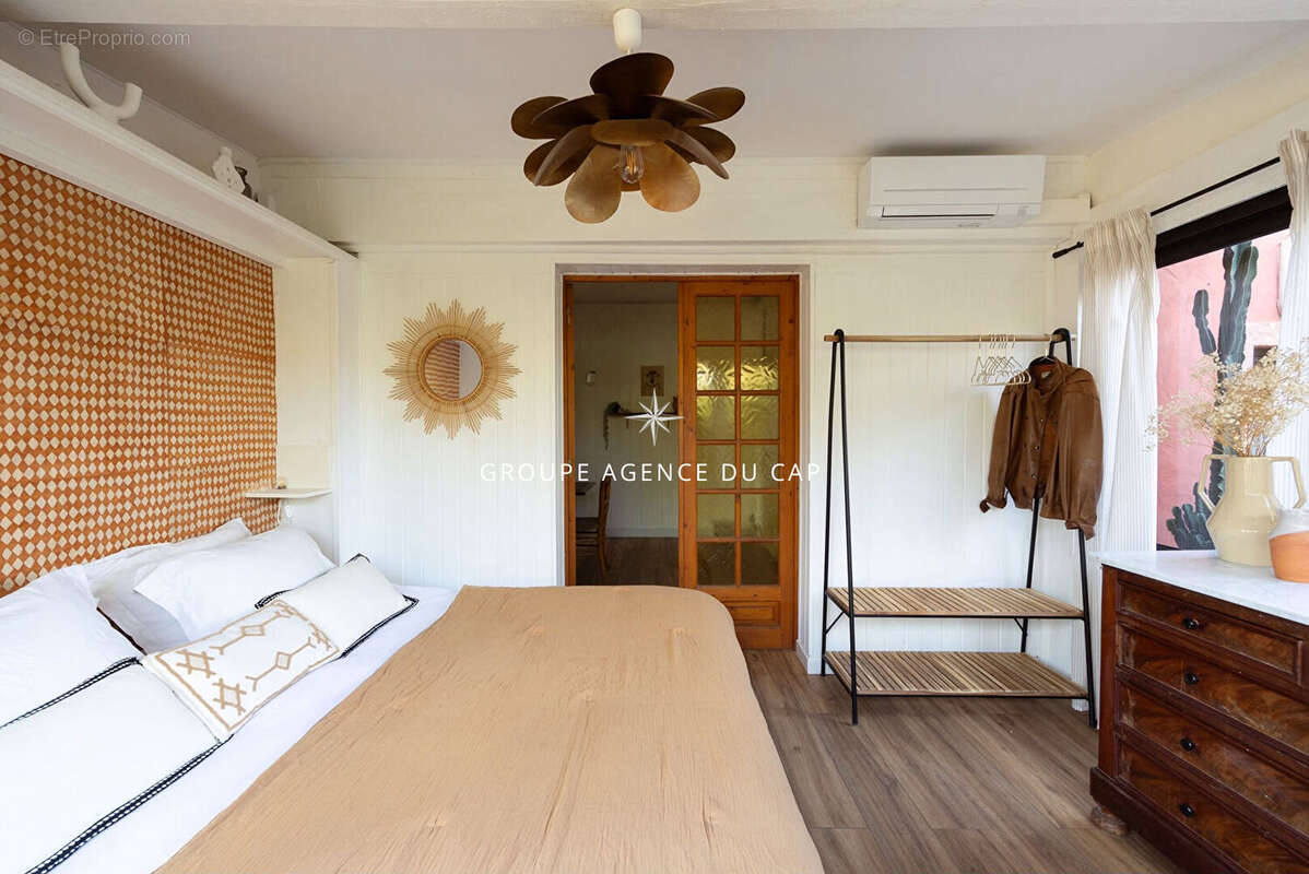 Appartement en rez de jardin en bord de mer de sainte maxime - photo 6
