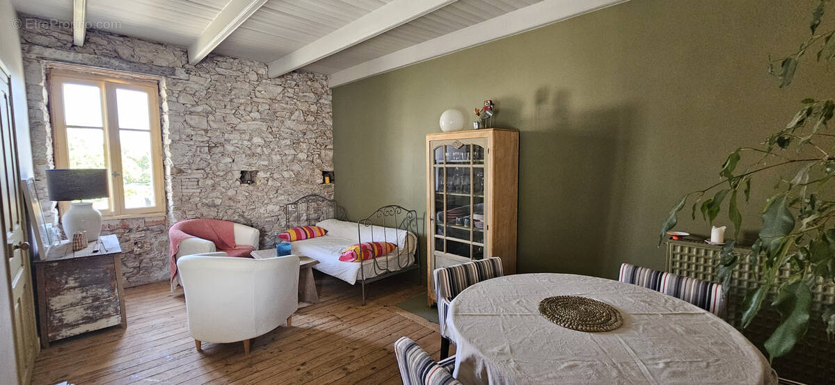 Maison à LA MONTAGNE