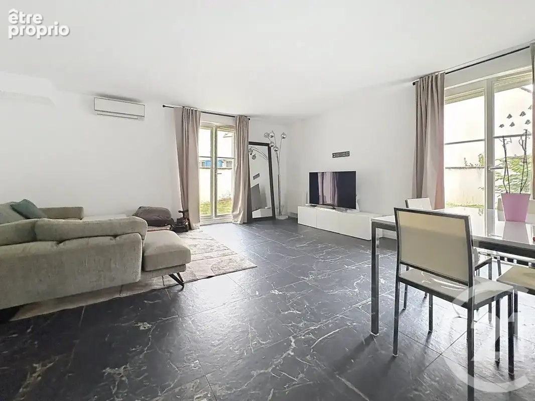 Maison 6 pièces 107 m² à vendre à Moissy-Cramayel (77550) - photo 2