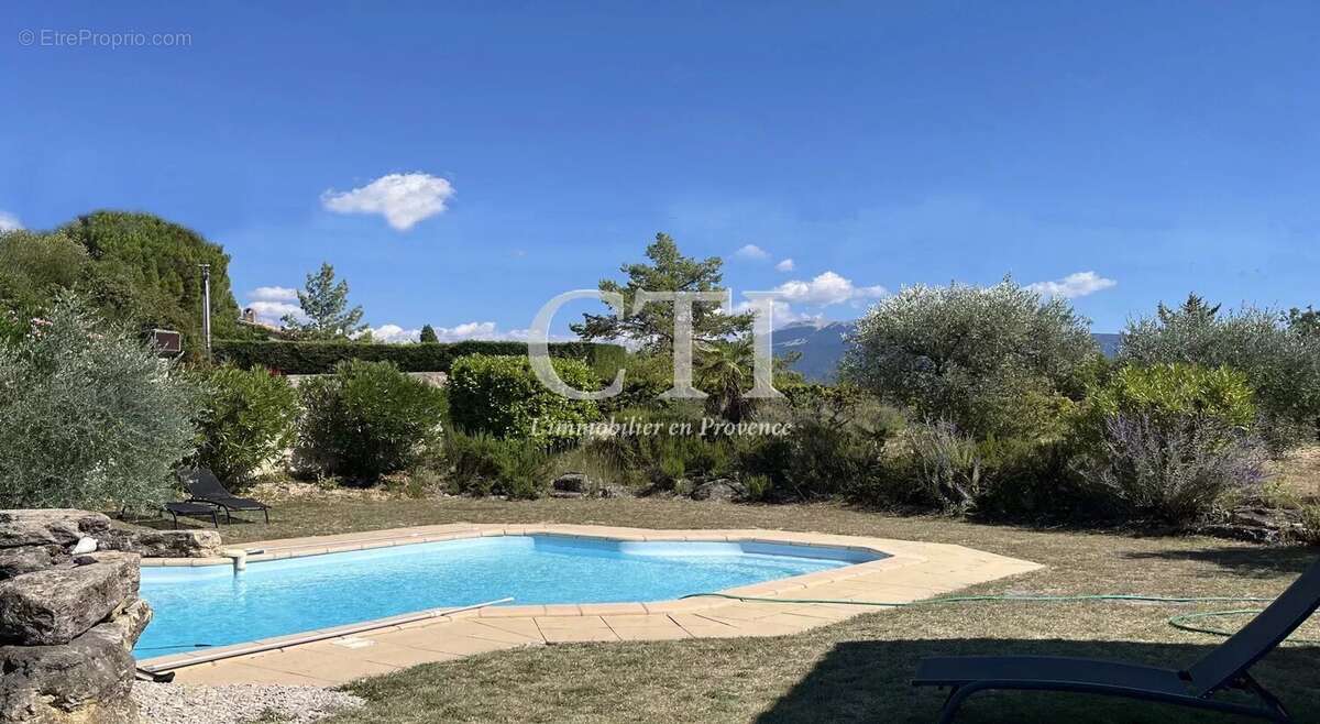A vendre, propriété en pierre avec sur le Mont-Ventoux et Piscine - photo 6
