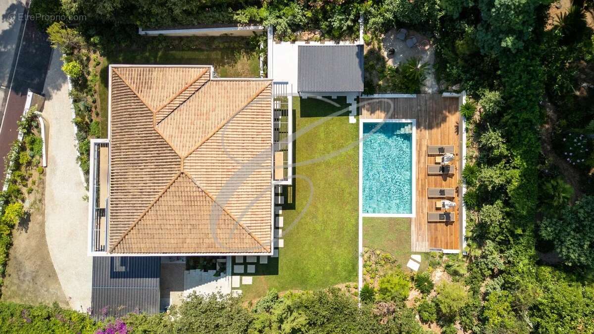 Cap martin - luxueuse villa - photo 4