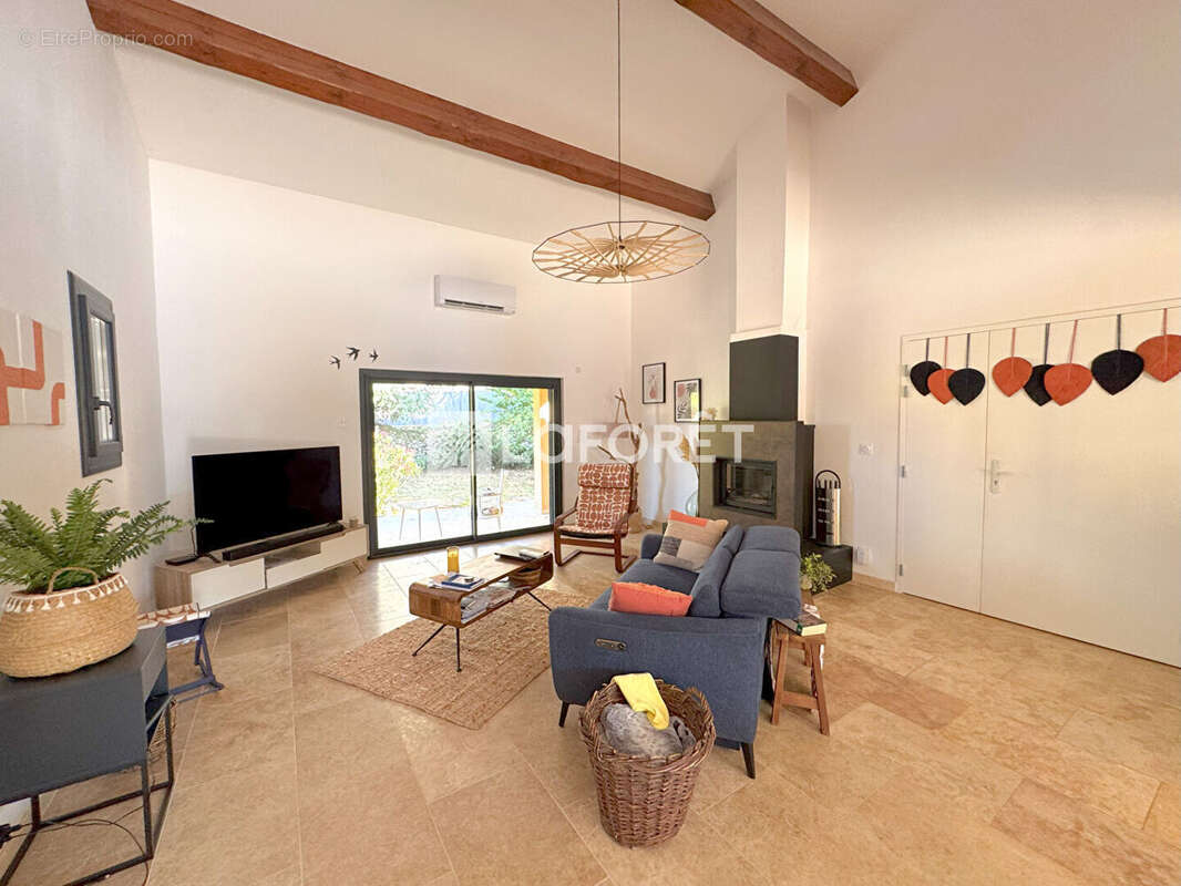 Maison à SAINT-MAXIMIN-LA-SAINTE-BAUME