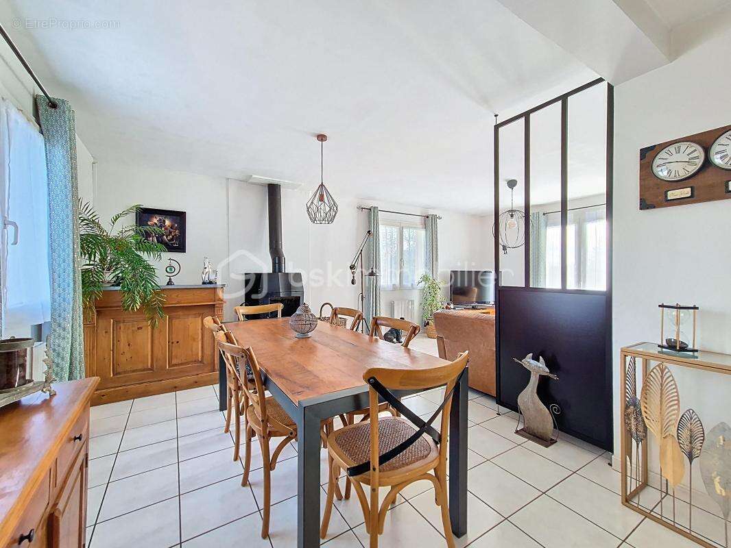 Maison à BEUZEVILLE