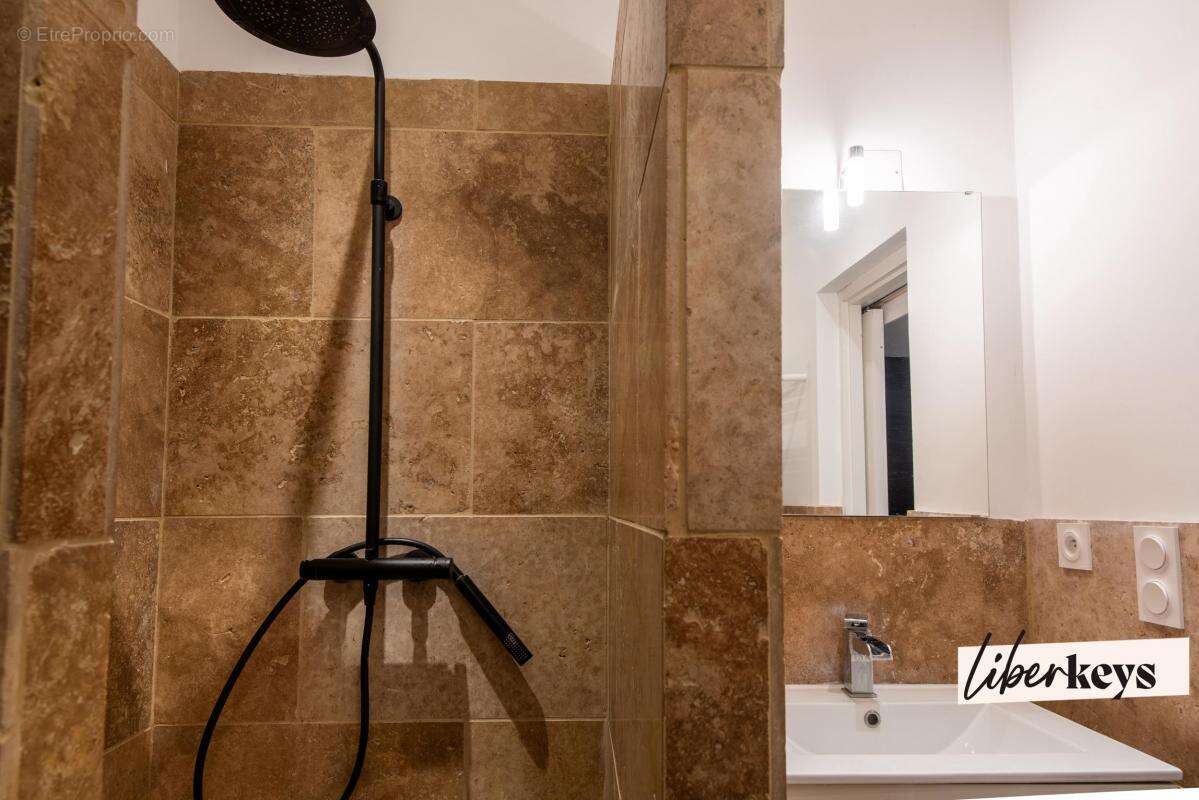 Appartement à L&#039;ISLE-SUR-LA-SORGUE