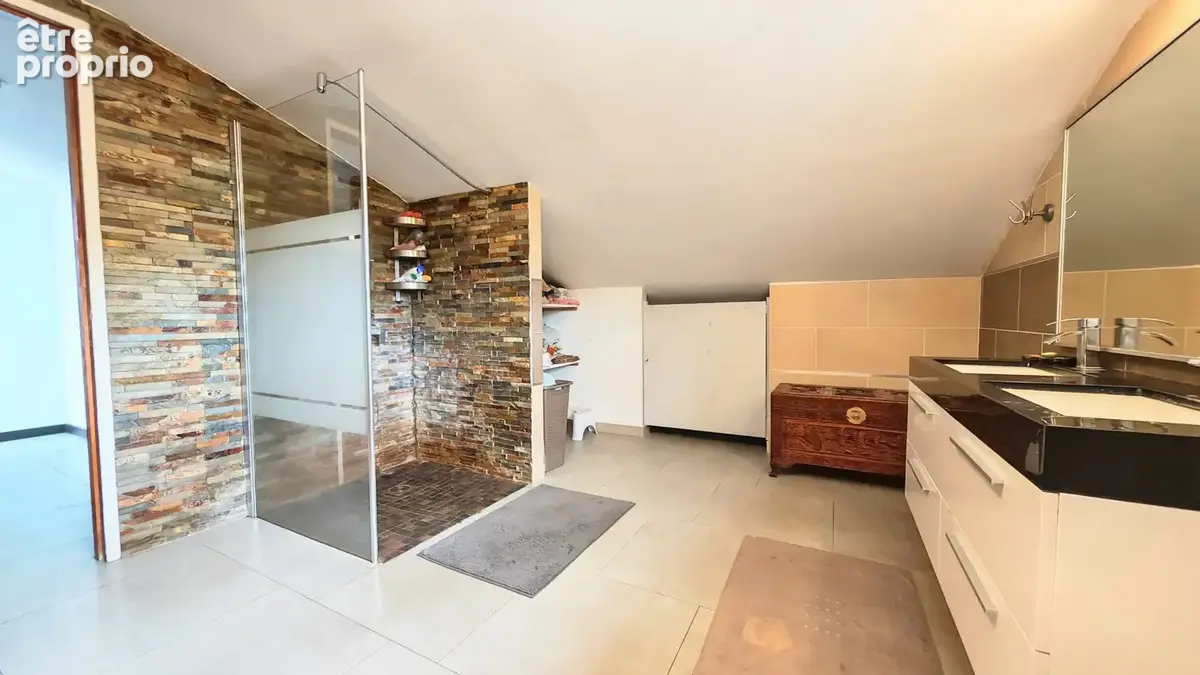 Maison 5 pièces 148 m² à vendre à Saint-Pierre (97410) - photo 6