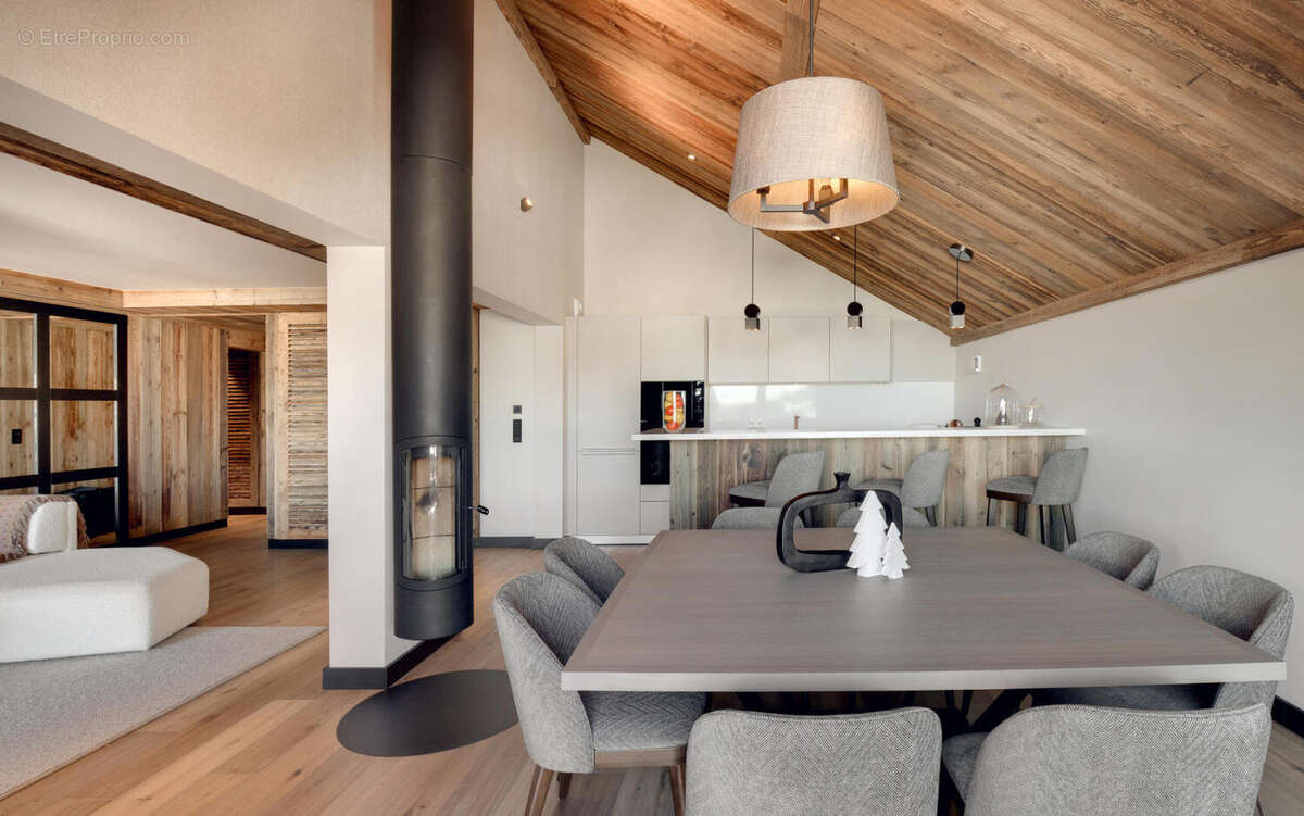 2374_ Ski Apartment for sale Meribel - a vendre -c - Appartement à LES ALLUES