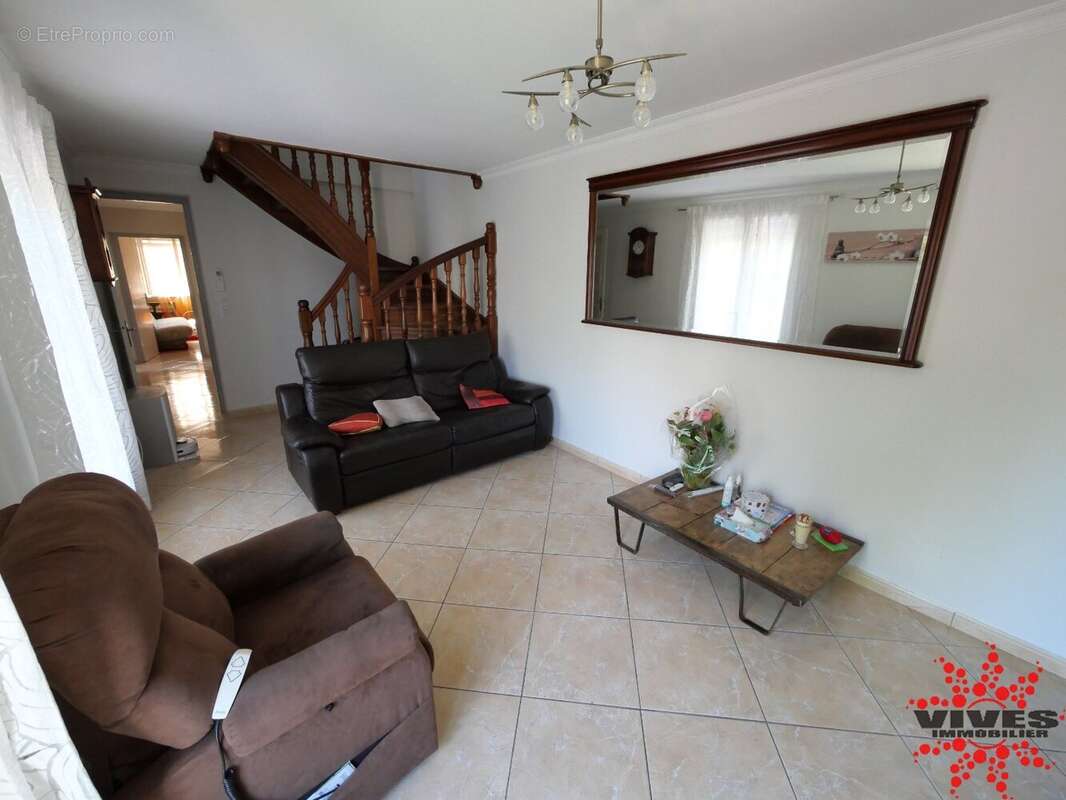 Maison T4 avec garage, cour et terrasse - photo 4