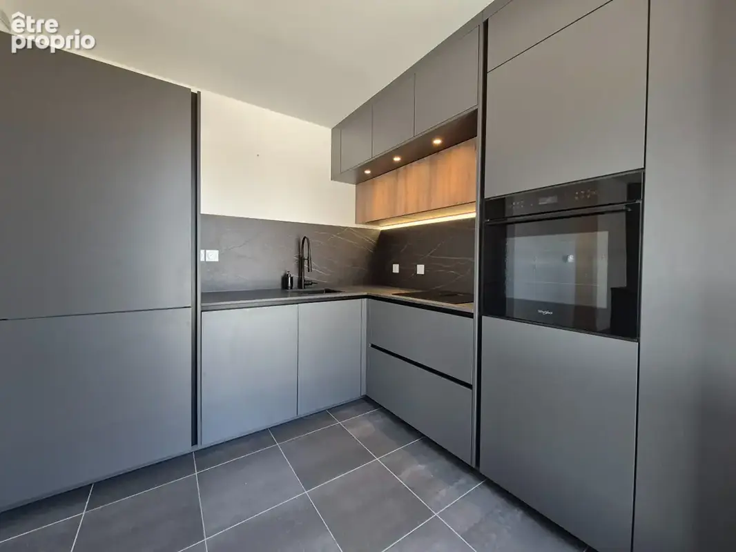 VANNES EST T.4  récent 95,33m² dernier étage - photo 3