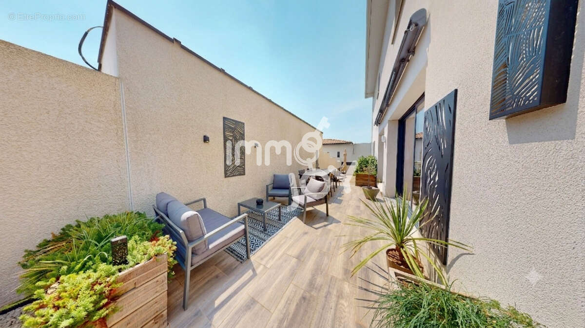 Narbonne - Maison contemporaine (2018) - T5 131m2 - Piscine chauffée - DPE A - photo 19