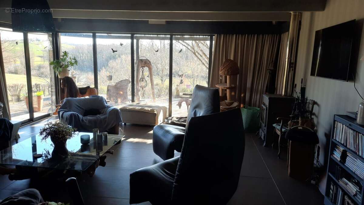 Maison à MONTPEZAT-DE-QUERCY