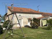 Maison à COURGEAC