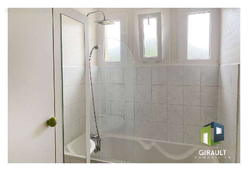 Maison à AUXELLES-HAUT