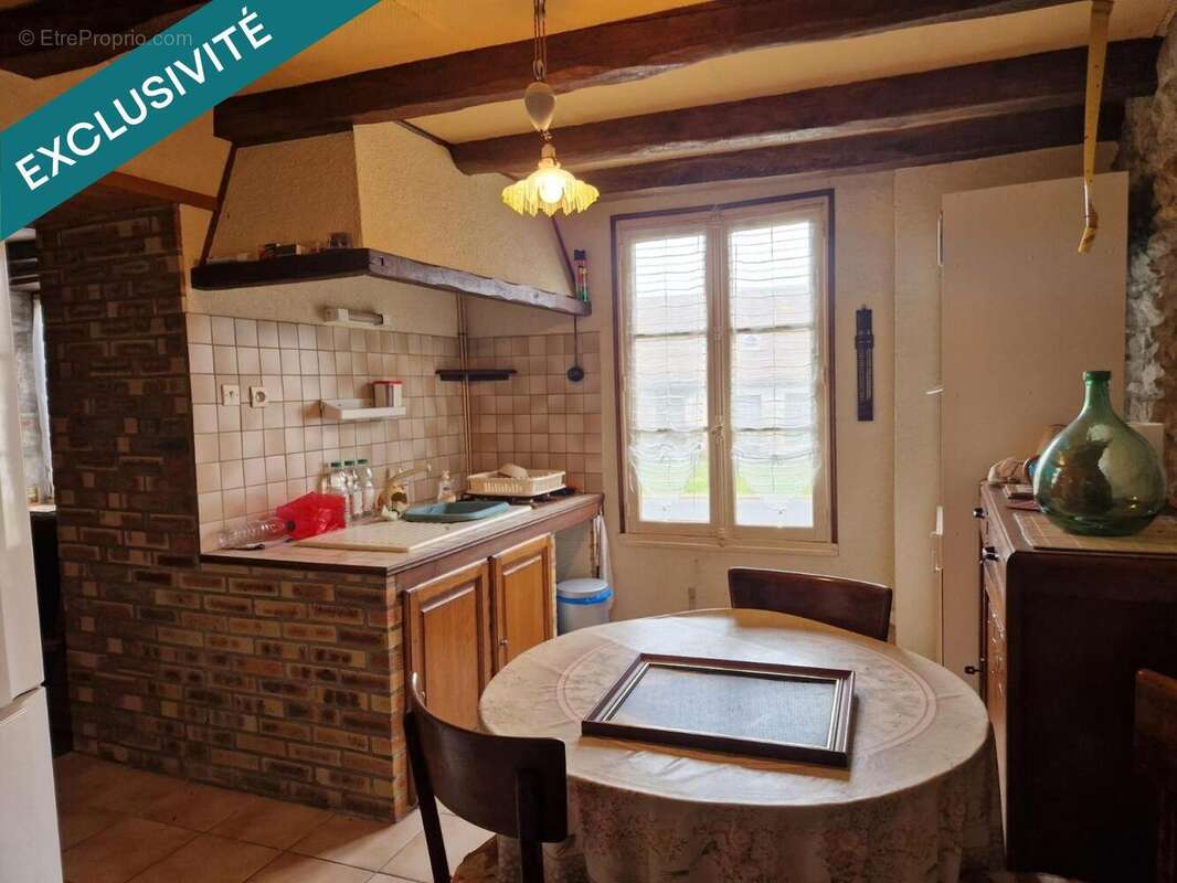 Maison 62 m² à Chirat-L'eglise  - photo 4