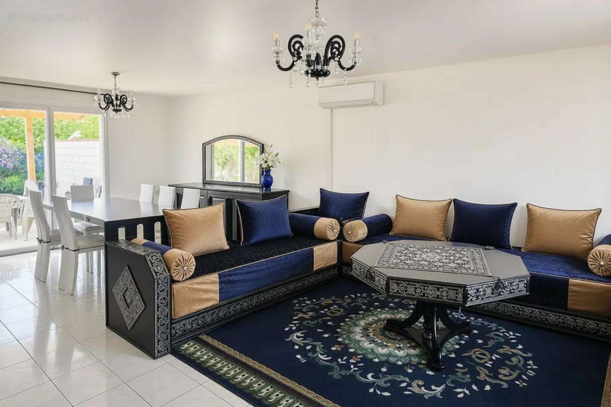 Maison 4 chambres avec jardin à Lagrave - photo 3