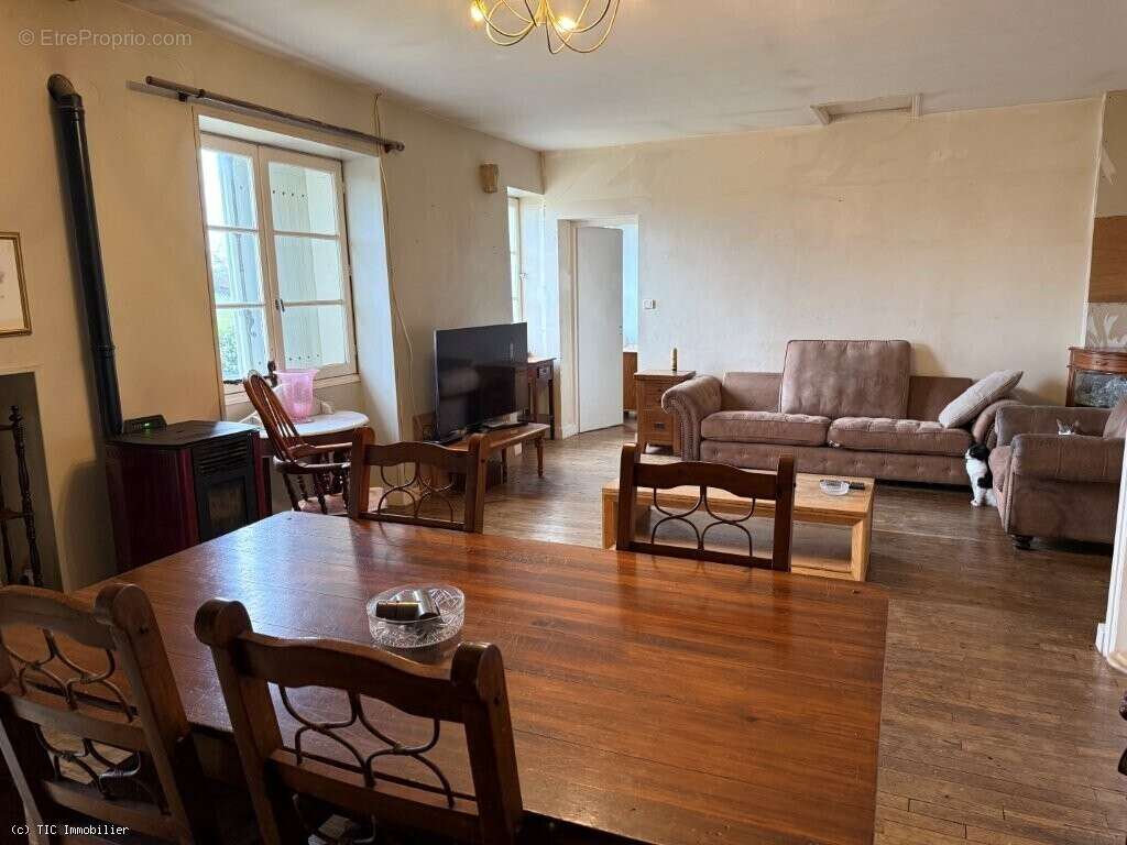 Propriété De Caractère Avec Fort Potentiel Touristique Et Commercial - photo 33