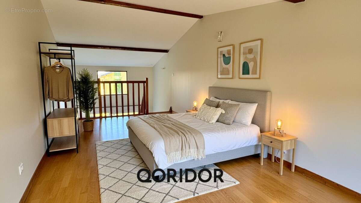 Appartement à SAINT-GENIS-LES-OLLIERES